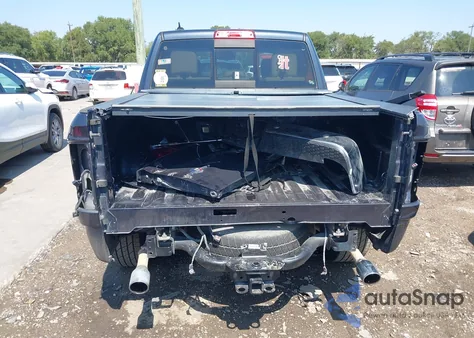 2018 Ram 1500 Slt z USA, uszkodzony, nr VIN 1C6RR6LT1JS132672